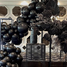PartyWoo Black Balloons 140 pcs